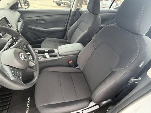 Used 2025 Nissan Sentra S FWD image 13