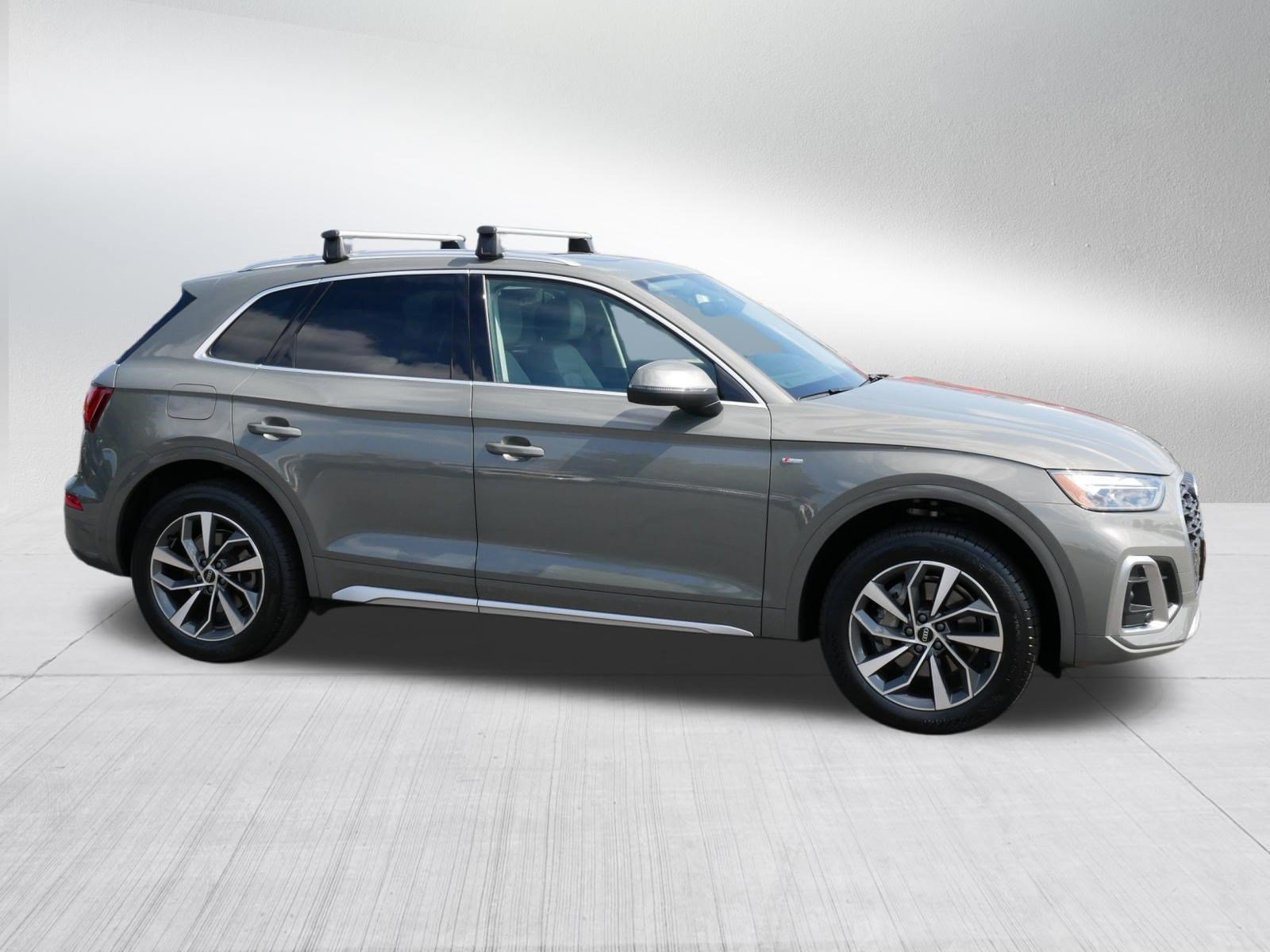Used 2023 Audi Q5 2.0T Premium w/ Convenience Package AWD/4WD image 8