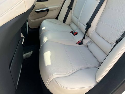 Certified 2024 Mercedes-Benz C 300 4MATIC Sedan image 13