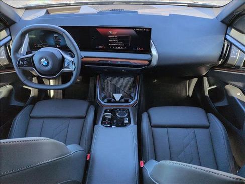 Used 2025 BMW X3 xDrive30i w/ Premium Package image 18