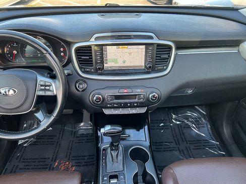 Used 2019 Kia Sorento SX AWD/4WD image 38