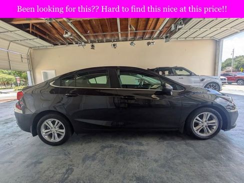 Used 2016 Chevrolet Cruze LT w/ Convenience Package FWD image 3
