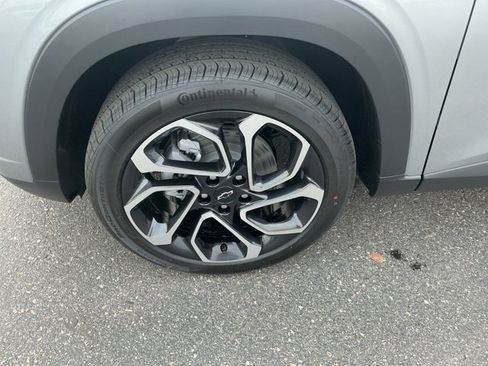 New 2026 Chevrolet Trax RS w/ Driver Confidence Package image 9