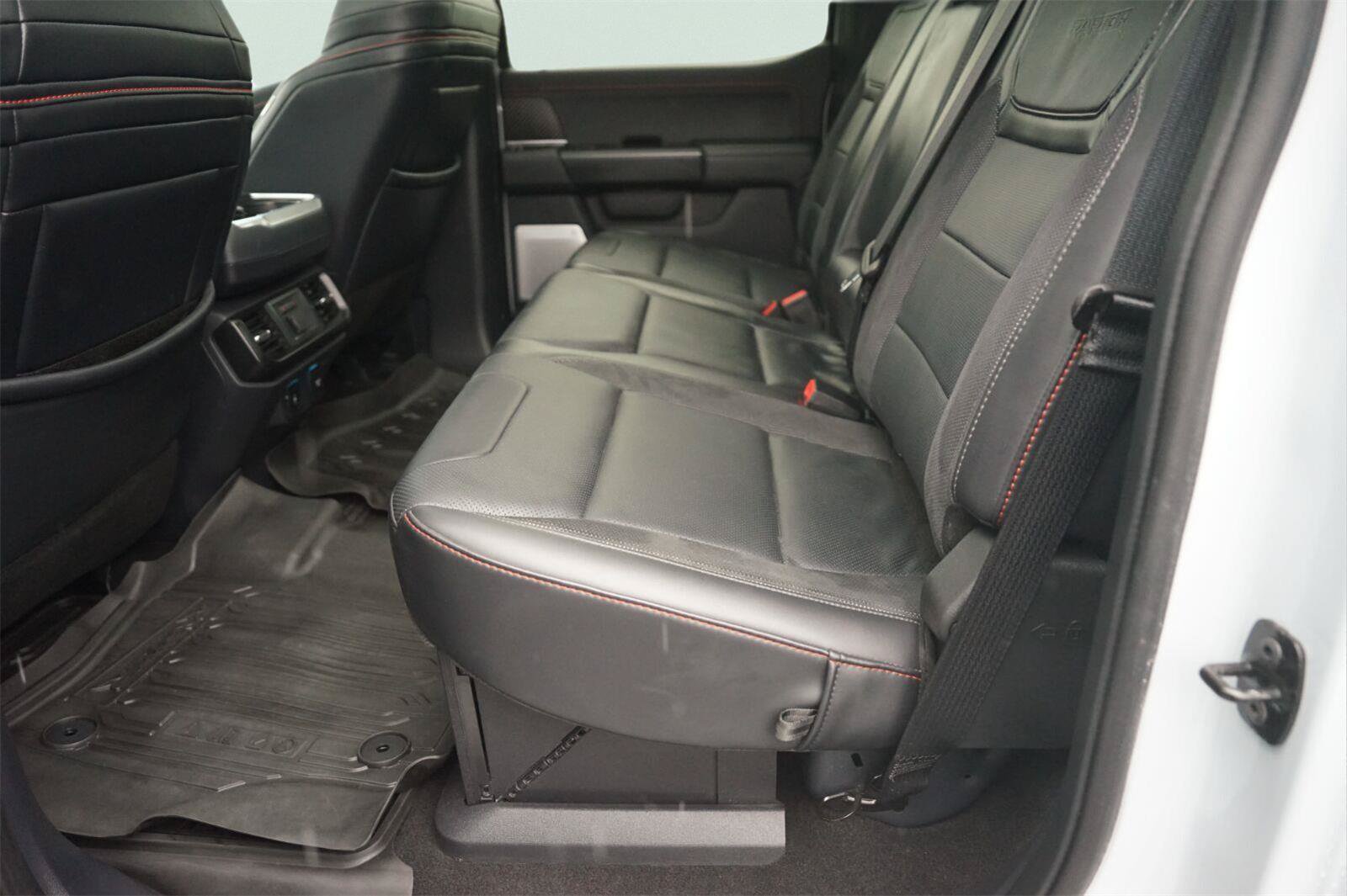 Used 2025 Ford F150 Raptor AWD/4WD image 13