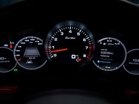 Used 2020 Porsche Cayenne Turbo image 30