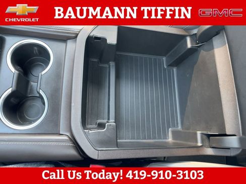 Used 2021 GMC Yukon SLT w/ SLT Premium Package image 22