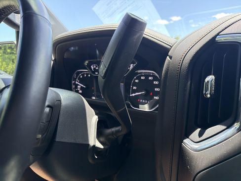 Used 2022 GMC Sierra 1500 AT4 w/ AT4 Premium Package AWD/4WD image 27