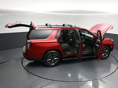 Used 2021 Chevrolet Tahoe Z71 w/ Z71 Off-Road Package image 36