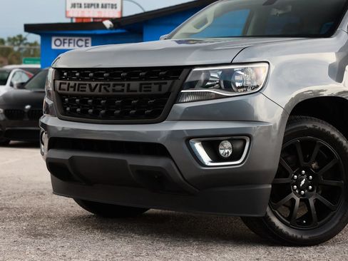 Used 2020 Chevrolet Colorado LT w/ Colorado RST Special Edition RWD image 17