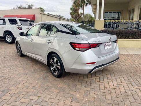 Used 2023 Nissan Sentra SV image 3