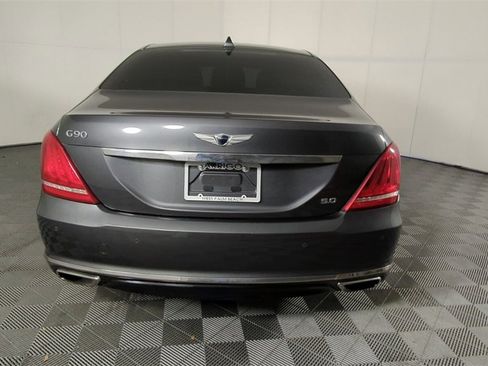 Used 2019 Genesis G90 5.0 Ultimate image 6