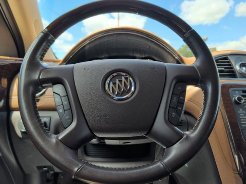 Used 2016 Buick Enclave Leather FWD image 11