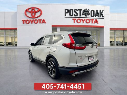 Used 2017 Honda CR-V Touring image 5