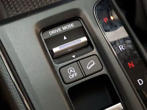 Used 2023 Honda CR-V LX image 29