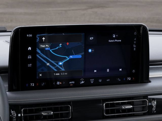 New 2027 Lincoln Aviator AWD image 16