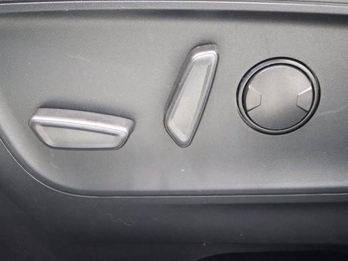 Certified 2024 Ford Escape SE image 13