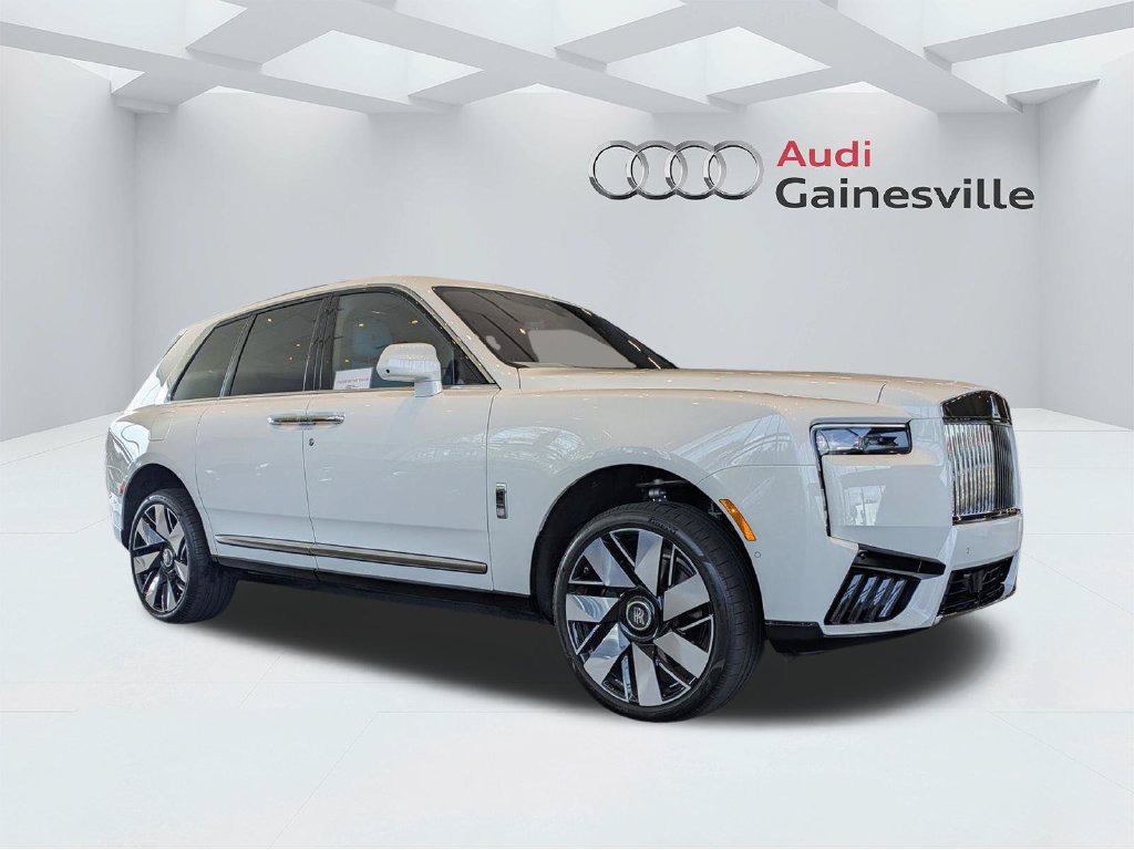 Used 2025 Rolls-Royce Cullinan AWD/4WD image 16
