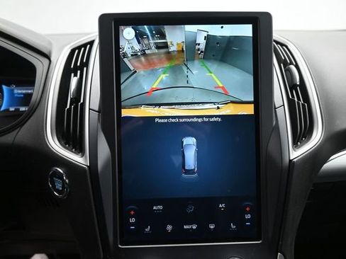 Certified 2022 Ford Edge SEL AWD/4WD image 12