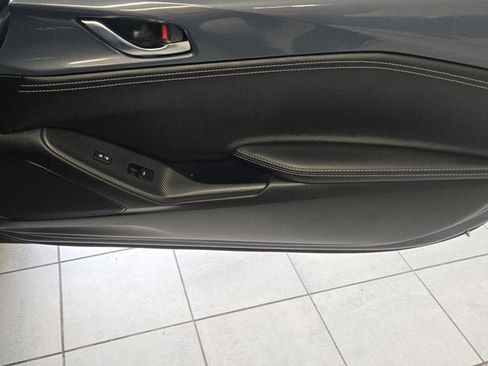 Used 2020 MAZDA MX-5 Miata Grand Touring image 3