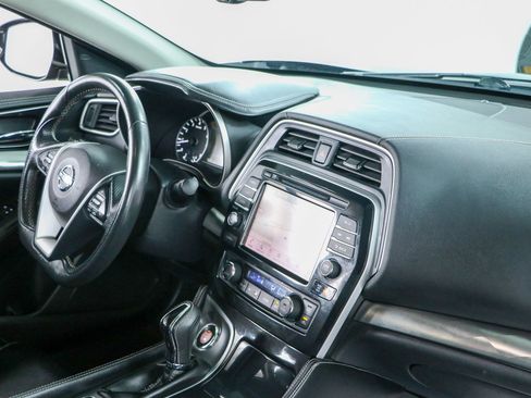 Used 2022 Nissan Maxima SV w/ Floor Mat Group FWD image 25