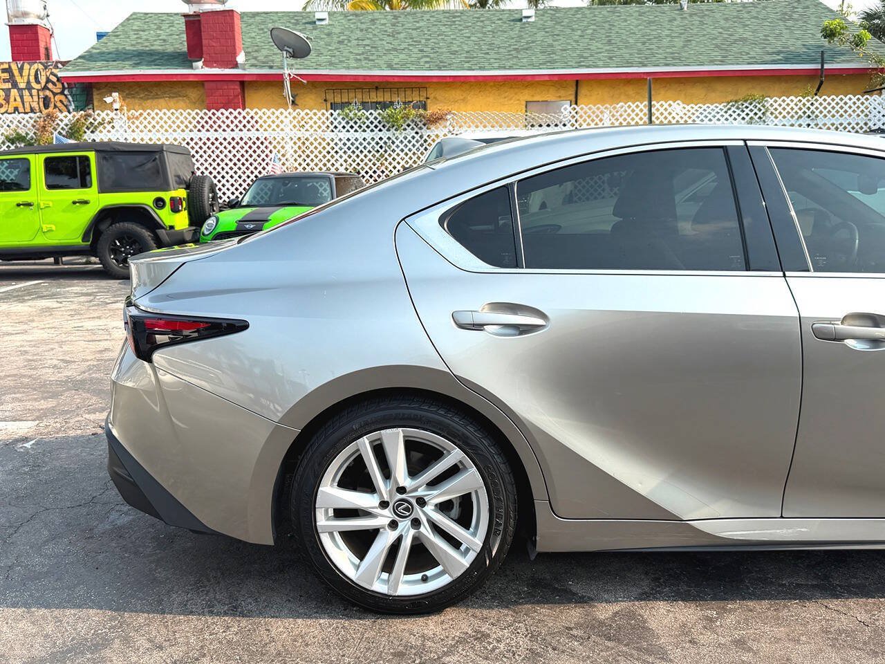 Used 2023 Lexus IS 300 w/ Comfort Package RWD image 14