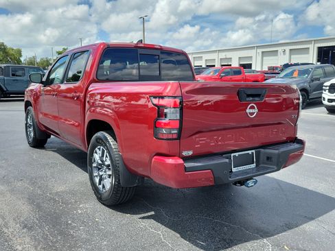 Used 2022 Nissan Frontier SV RWD image 7