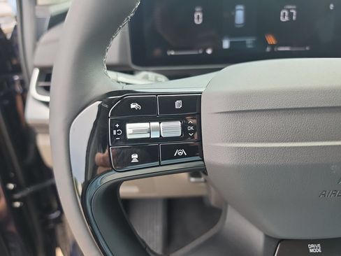 New 2027 Kia Carnival FWD image 30