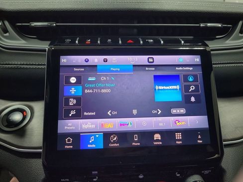 New 2025 Jeep Grand Cherokee Limited image 15