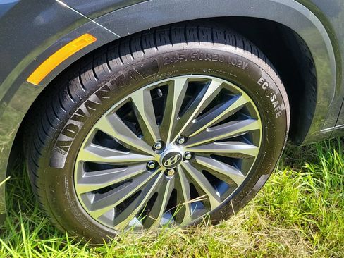 Used 2023 Hyundai Palisade Calligraphy FWD image 6