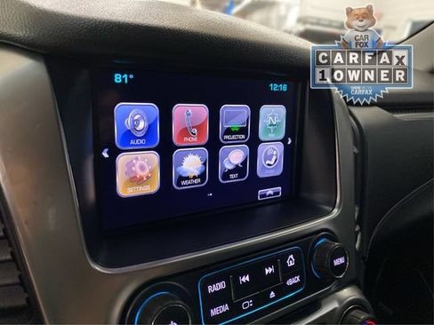 Used 2017 Chevrolet Suburban LT AWD/4WD image 30