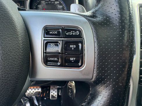 Used 2012 Jeep Grand Cherokee SRT8 w/ Luxury Group II image 18