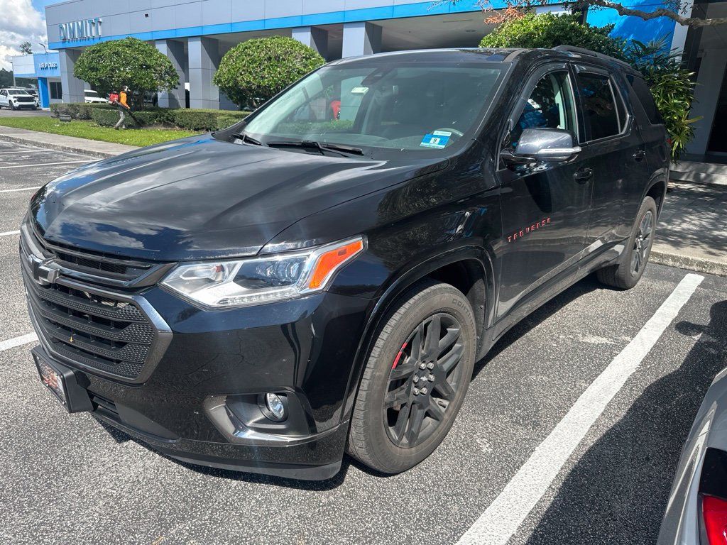 Certified 2020 Chevrolet Traverse Premier w/ Redline Edition AWD/4WD image 4