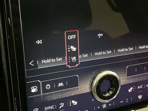 Used 2024 GMC Acadia Denali w/ Super Cruise Package image 8