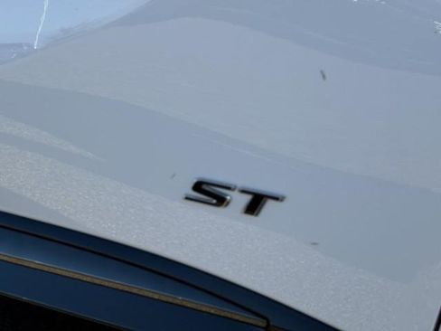 New 2026 Buick Envision Sport Touring image 12