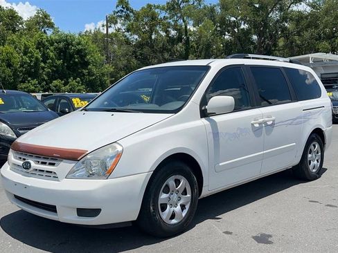 Used 2009 Kia Sedona LX FWD image 2