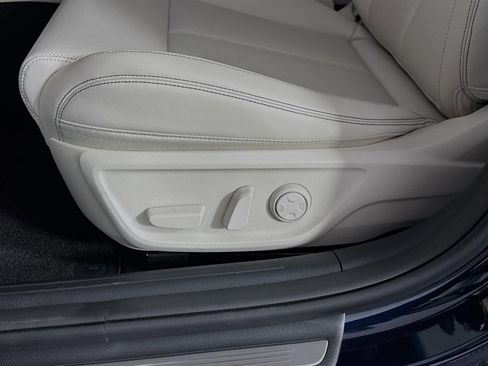 New 2026 Genesis G70 2.5T RWD image 20