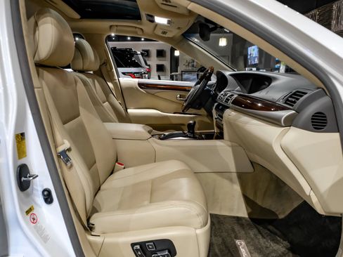 Used 2015 Lexus LS 460 L RWD image 30