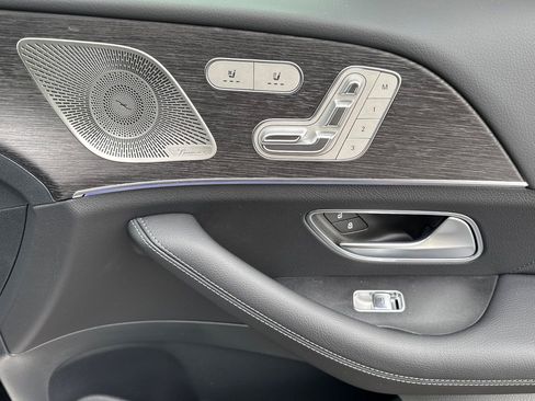 New 2026 Mercedes-Benz GLS 450 4MATIC image 34