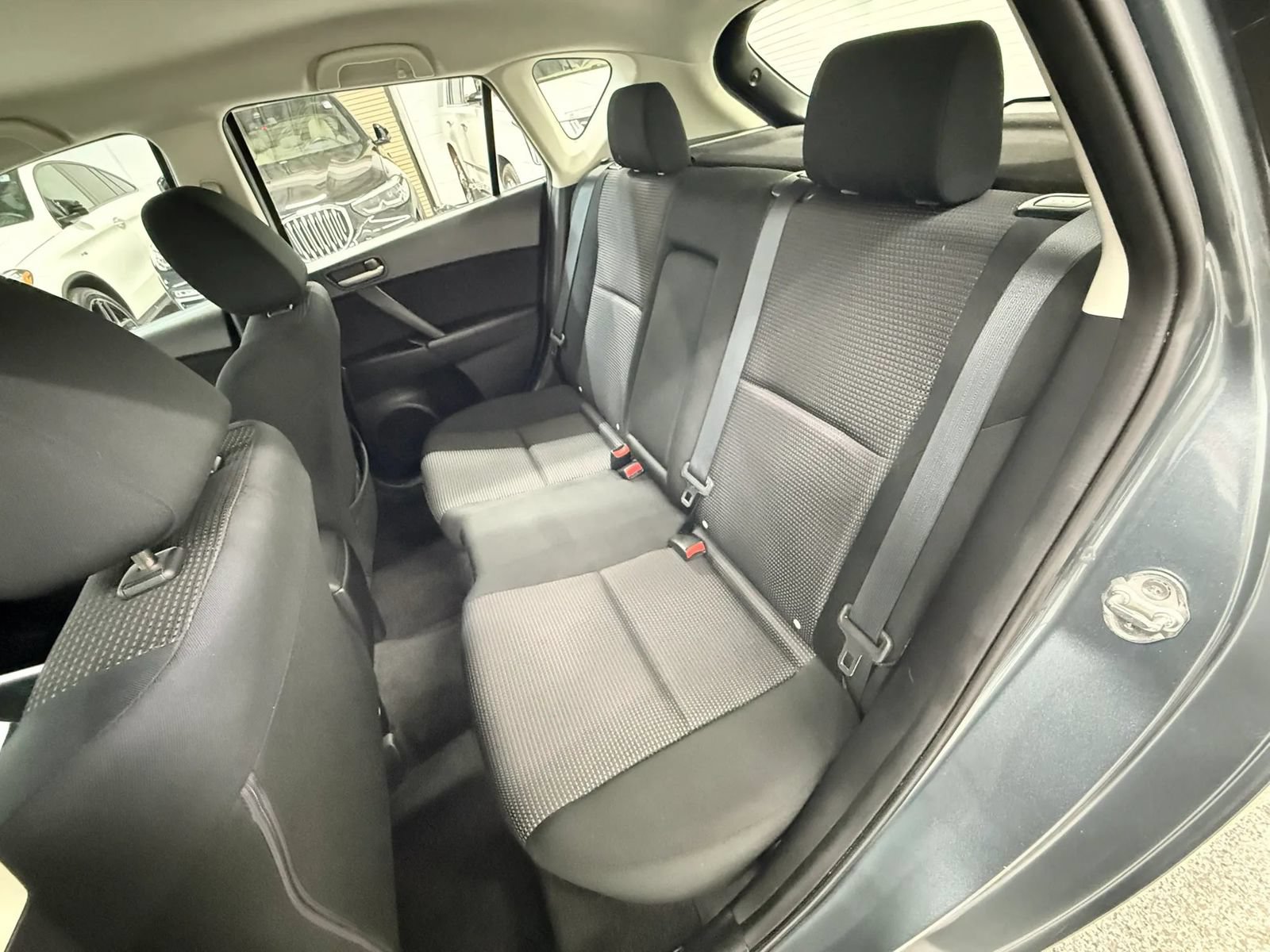 Used 2013 MAZDA MAZDA3 i Touring FWD image 35