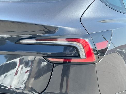 Used 2025 Tesla Model 3 Long Range RWD image 13