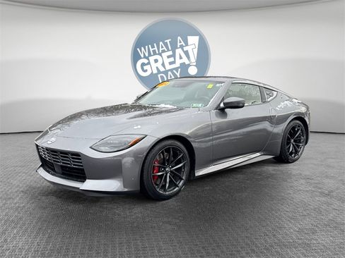 Used 2024 Nissan Z Performance w/ Floor Mat Package image 4