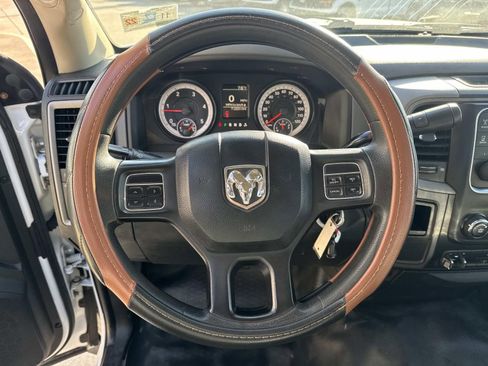 Used 2015 RAM 5500 Tradesman w/ Power & Remote Entry Group RWD image 27