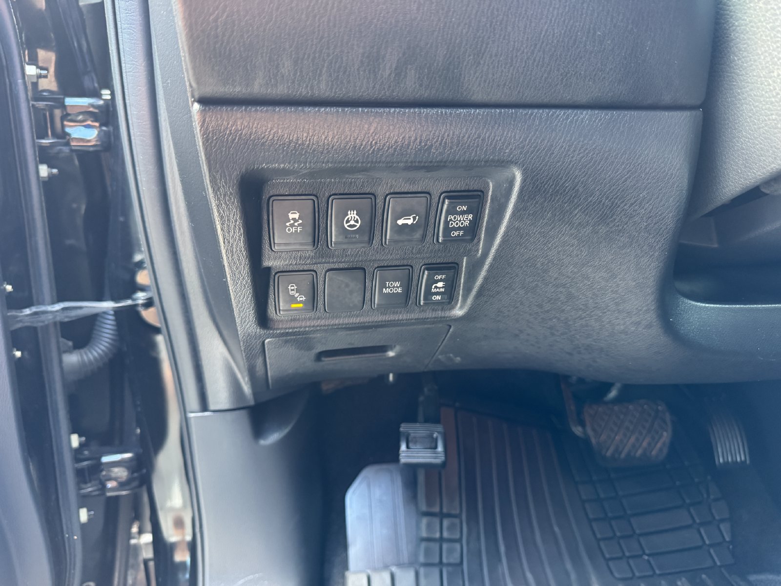 Used 2016 Nissan Pathfinder SL w/ SL Tech Package AWD/4WD image 12