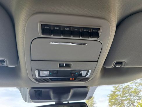 Used 2024 Ford F350 Lariat w/ Lariat Ultimate Package image 24