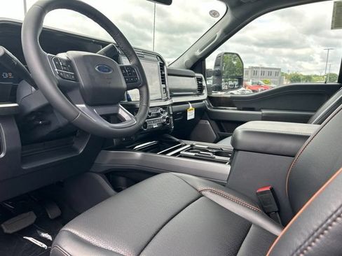 New 2026 Ford F250 Lariat w/ Black Appearance Package AWD/4WD image 22