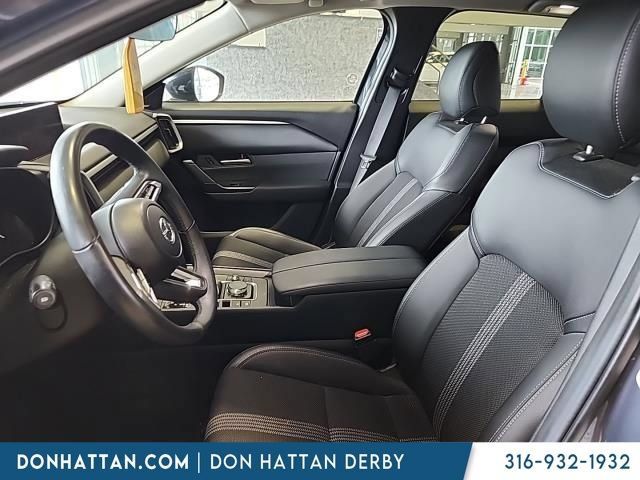 Used 2025 MAZDA CX-50 AWD 2.5 S w/ Premium Package image 6