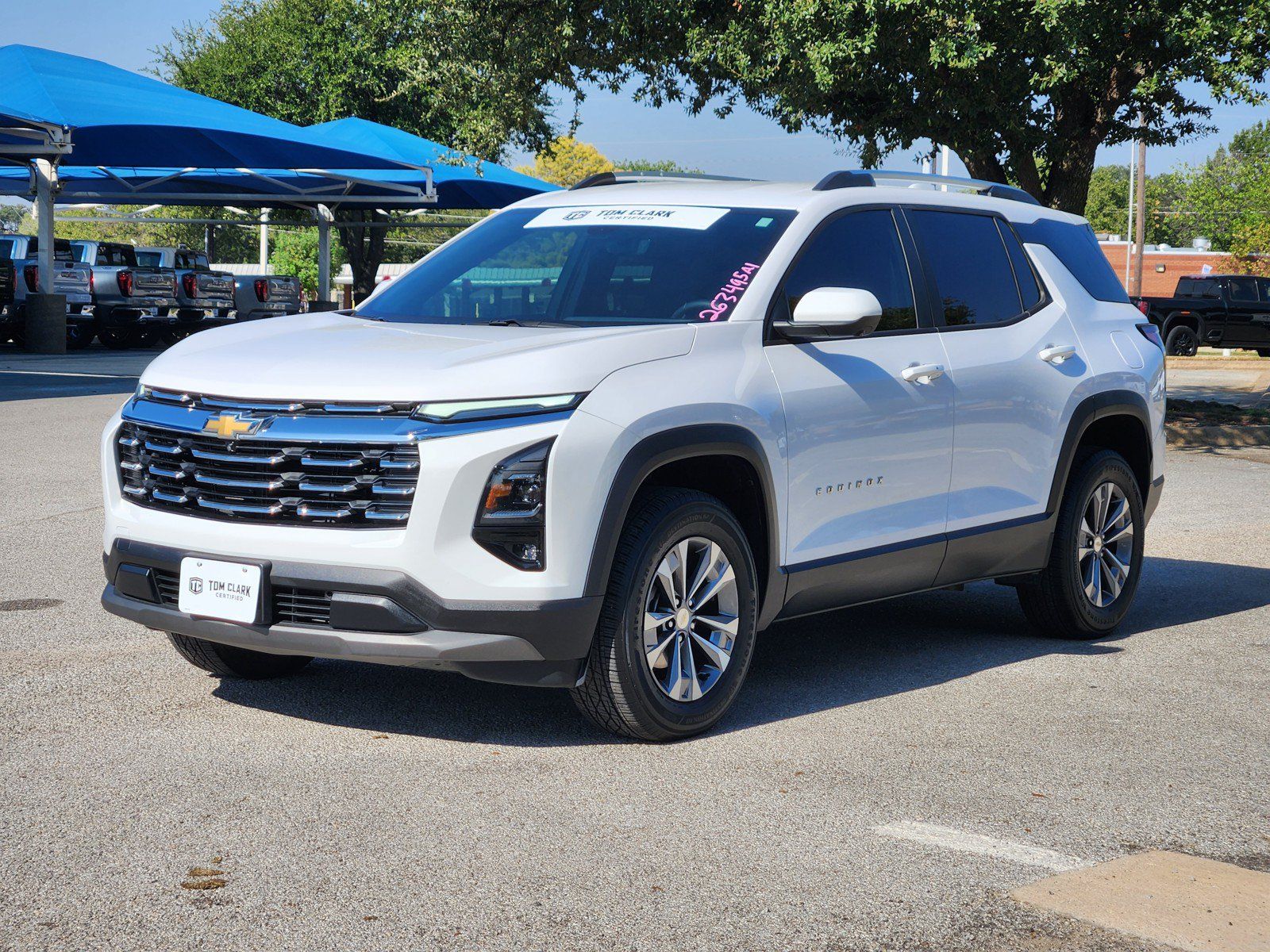 Used 2025 Chevrolet Equinox LT w/ Convenience Package II FWD image 2
