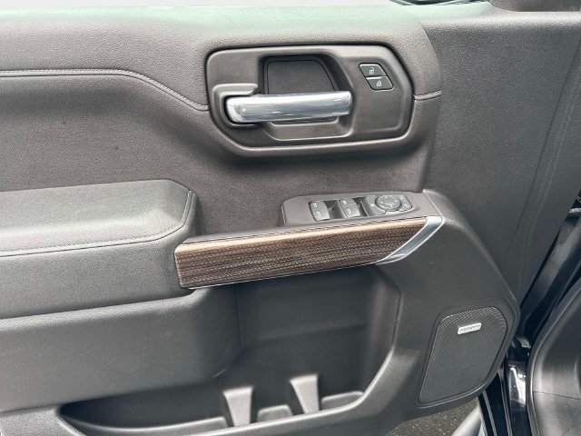 Used 2019 Chevrolet Silverado 1500 LT Trail Boss AWD/4WD image 16