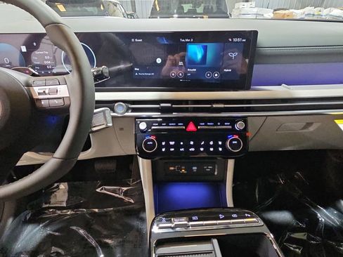 New 2026 Hyundai Tucson Limited image 21