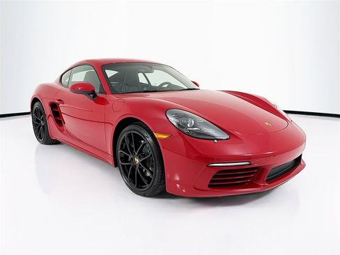 Used 2025 Porsche 718 Cayman image 7